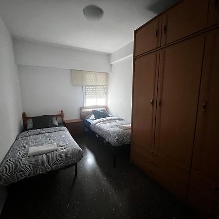 Апартаменти Habitacion Centrica En Acogedora Casa Валенсія Екстер'єр фото